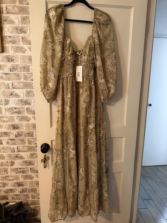 Worth Collective Dresses & Skirts - Boho Floral Maxi Dress in Olive with Puff Sleeves